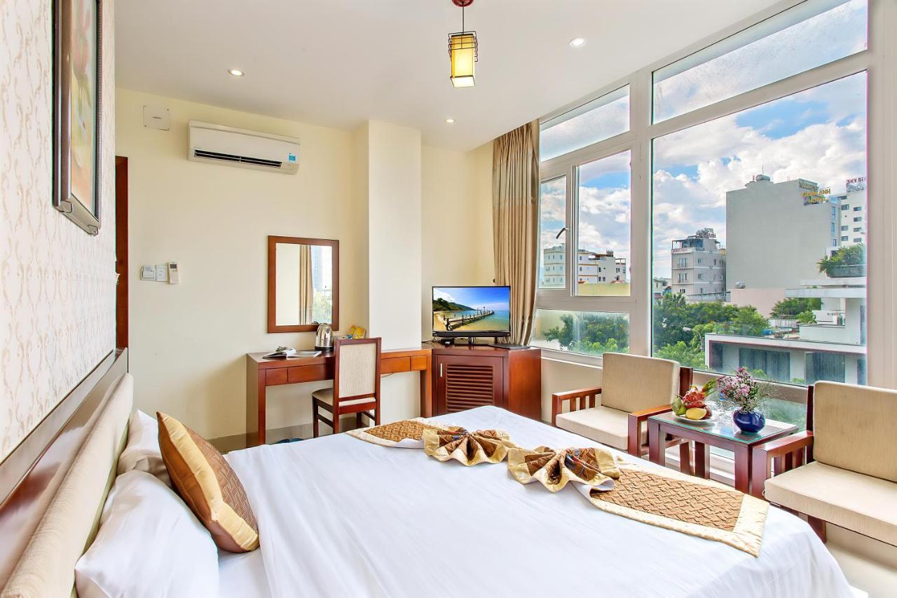 Gia Linh Hotel Da Nang Exterior photo